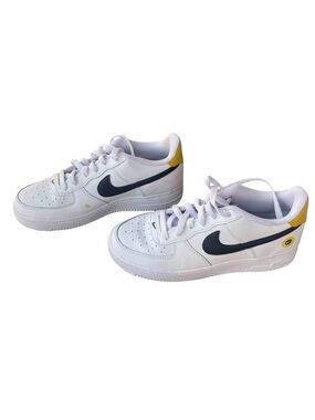 Nike Air Force
Nike Air Force 1 Low "Have A Nike Day" Kids Sneakers Size 6 Youth